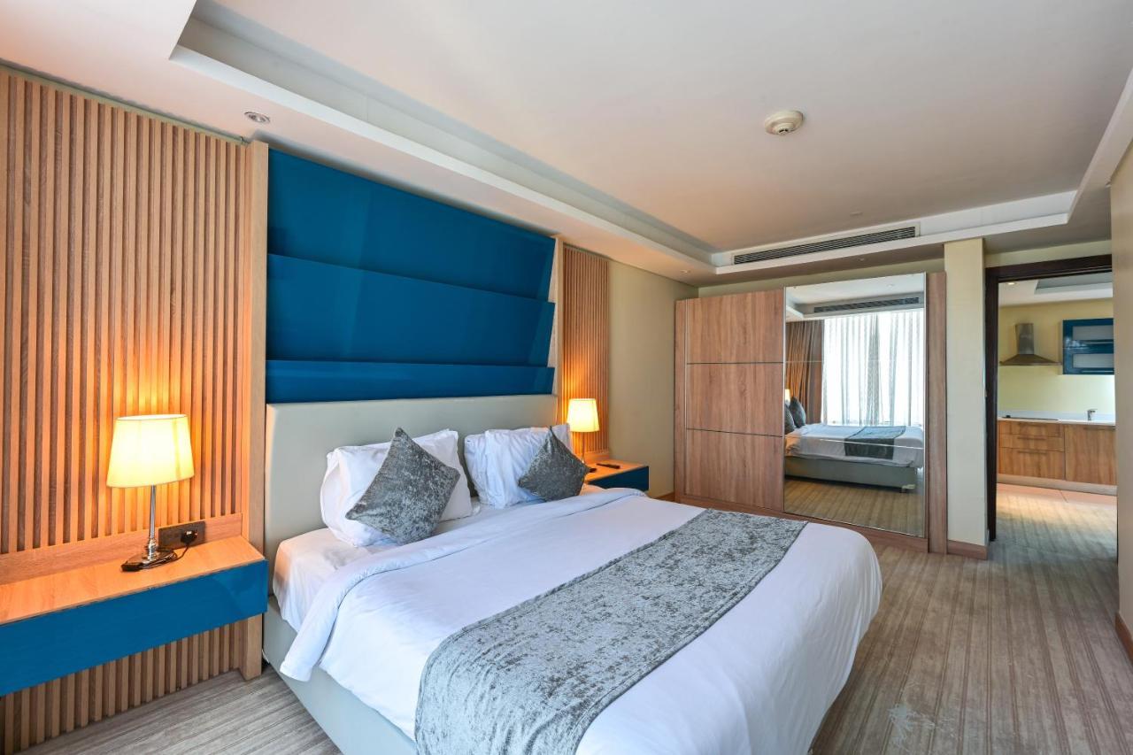 Al Mansour Suites Hotel Doha Bagian luar foto