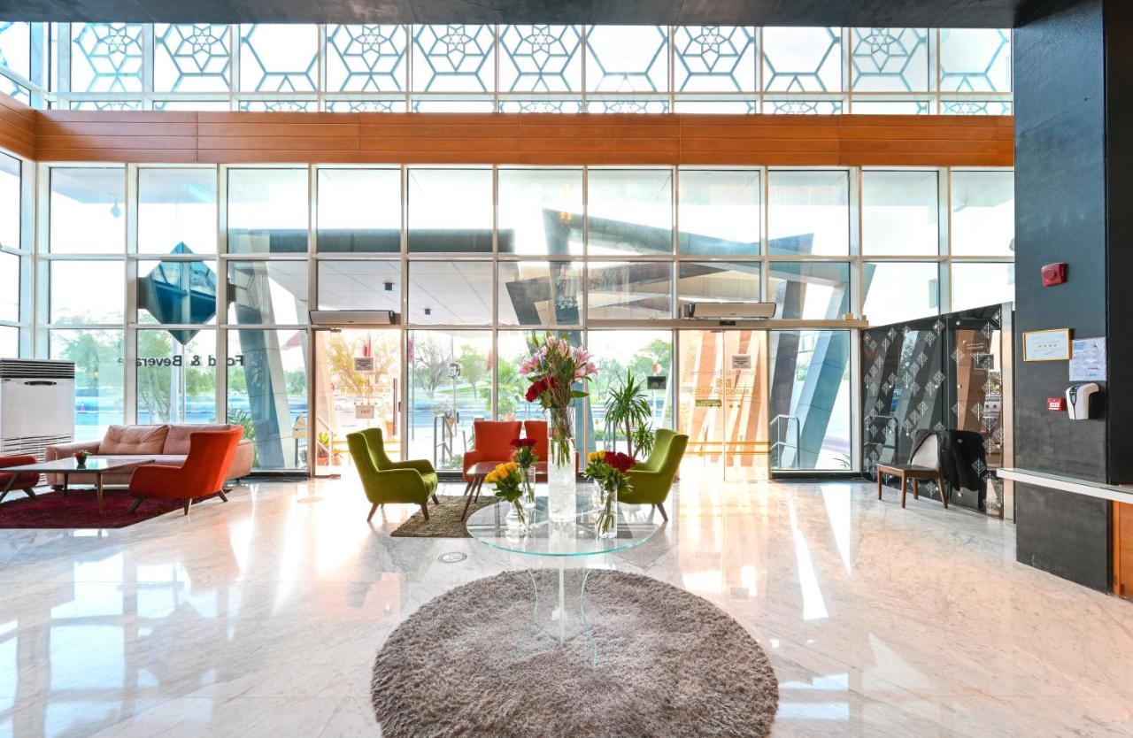 Al Mansour Suites Hotel Doha Bagian luar foto