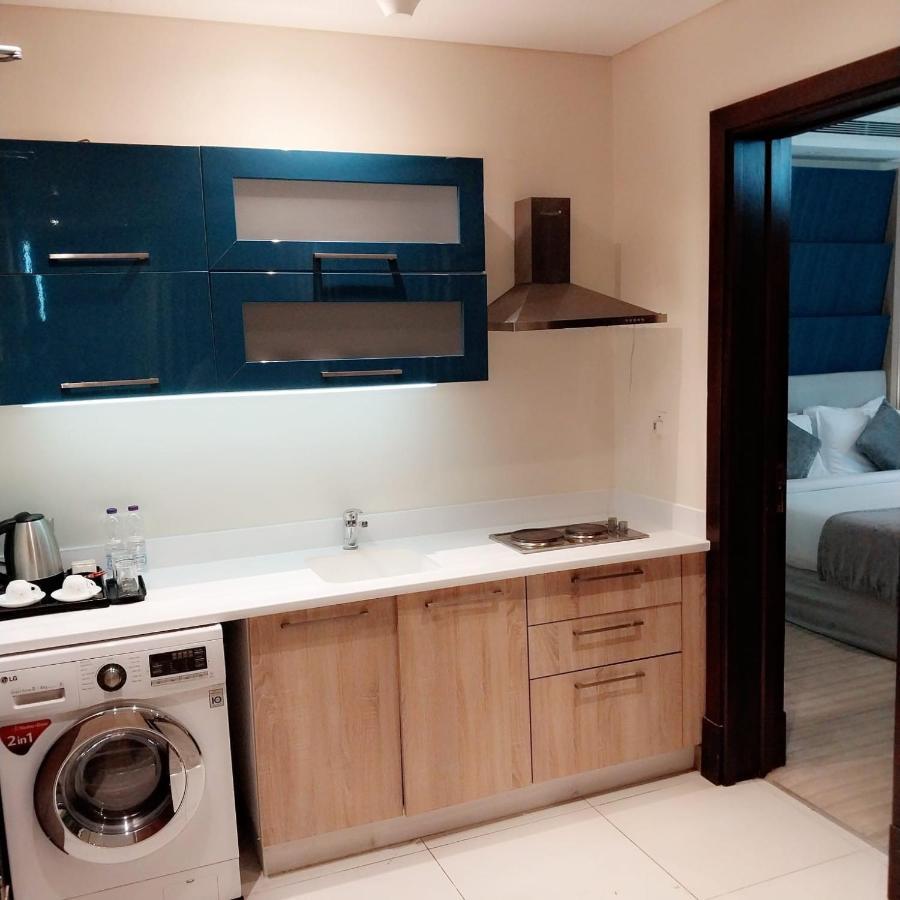 Al Mansour Suites Hotel Doha Bagian luar foto