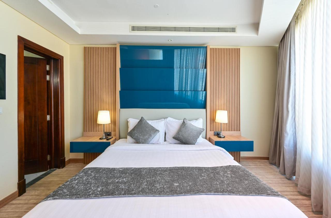 Al Mansour Suites Hotel Doha Bagian luar foto